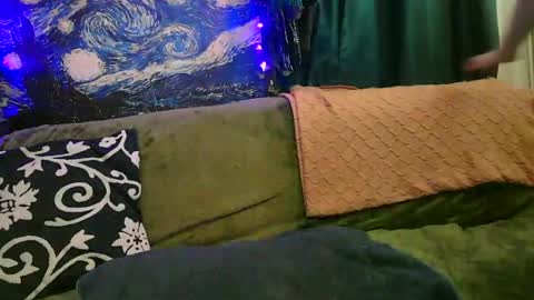 raven blue online show from 06-15-26, 10:56
