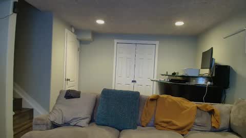 Snapshot of averageandsum chatting on 10-31-25, 03:24 averageandsum online show from 10-31-25, 03:24