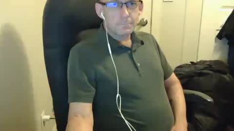 averagejerkoff online show from 07-31-26, 04:34