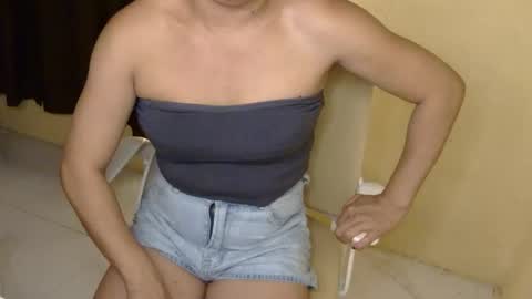 Rhian online show from 10-28-25, 05:37