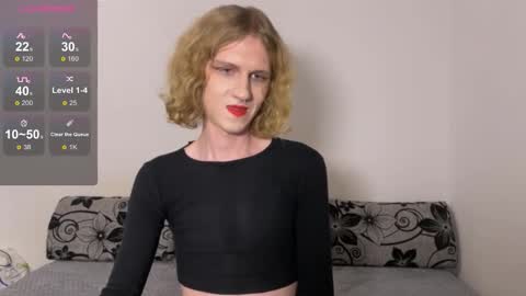 Snapshot of avery_adam chatting on 12-13-25, 10:26 Alex online show from 12-13-25, 10:26