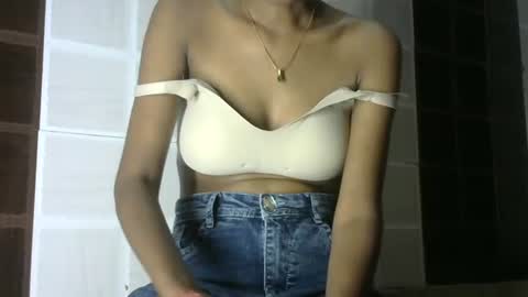 avery_lust01 online show from 07-22-26, 06:27