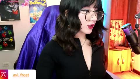 Snapshot of avi_frost chatting on 12-05-24, 08:11 Saraaaa independent model 3 online show from 12-05-24, 08:11