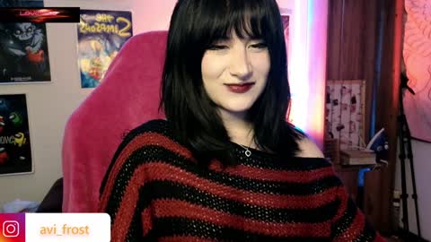 Snapshot of avi_frost chatting on 01-09-25, 05:55 Saraaaa independent model 3 online show from 01-09-25, 05:55