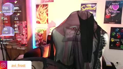 Snapshot of avi_frost chatting on 02-12-25, 10:14 Saraaaa independent model 3 online show from 02-12-25, 10:14