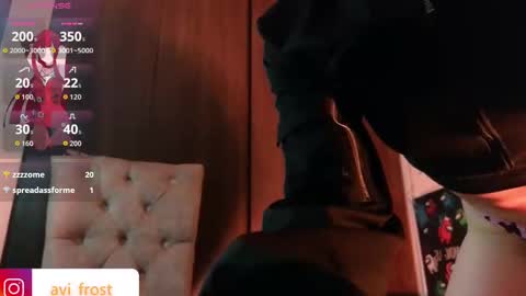 Snapshot of avi_frost chatting on 09-24-25, 09:23 Saraaaa independent model 3 online show from 09-24-25, 09:23