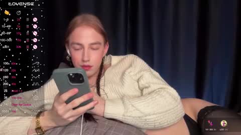 avril_pearly_ online show from 01-17-25, 10:56