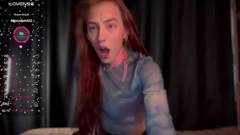 avril_pearly_ online show from 10-05-25, 11:19