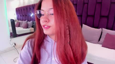 Avril  online show from 02-05-26, 11:59