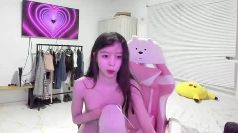 Snapshot of awa_katy chatting on 02-12-25, 01:09 katy online show from 02-12-25, 01:09