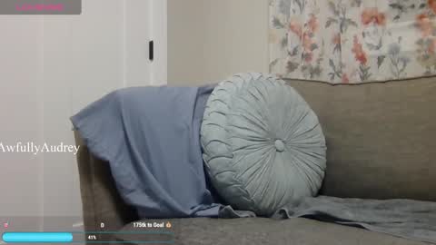 Snapshot of awfullyaudrey chatting on 02-12-25, 05:58 AudreySins online show from 02-12-25, 05:58