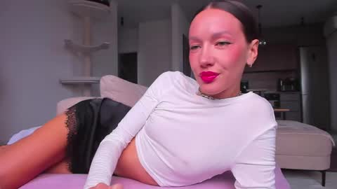Awgustina online show from 05-30-26, 08:22