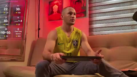 Axel Fairchaild online show from 07-01-26, 01:24