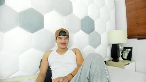 Axel Forte online show from 03-12-26, 01:28