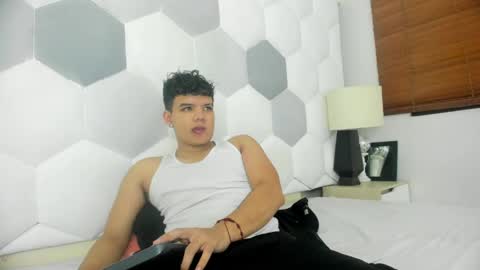 Axel Forte online show from 04-14-26, 01:28