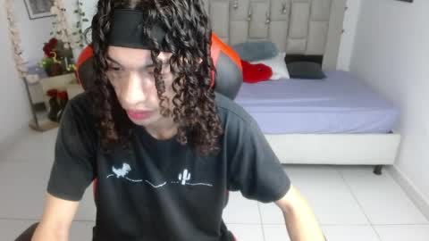 Axel online show from 05-11-26, 12:38