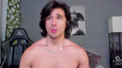 Snapshot of axel_owen chatting on 12-23-24, 12:03 Axel online show from 12-23-24, 12:03