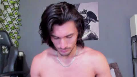 Snapshot of axel_owen chatting on 01-15-25, 10:02 Axel online show from 01-15-25, 10:02