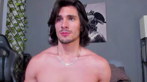 Snapshot of axel_owen chatting on 01-17-25, 10:34 Axel online show from 01-17-25, 10:34