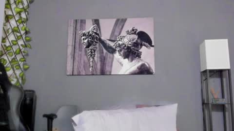 Snapshot of axel_owen chatting on 01-22-25, 04:34 Axel online show from 01-22-25, 04:34