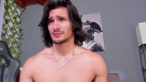 Snapshot of axel_owen chatting on 01-25-25, 12:27 Axel online show from 01-25-25, 12:27