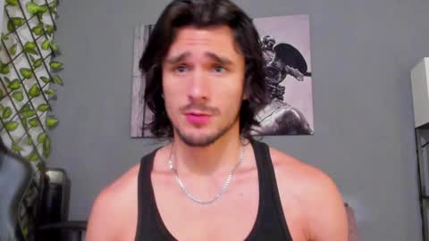 Snapshot of axel_owen chatting on 01-26-25, 09:18 Axel online show from 01-26-25, 09:18