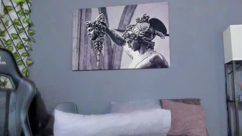 Snapshot of axel_owen chatting on 01-27-25, 10:49 Axel online show from 01-27-25, 10:49