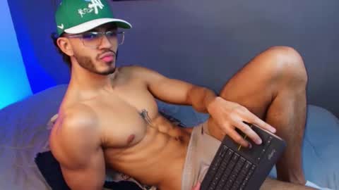 axel stein NEW ACCOUNT online show from 11-08-25, 11:14