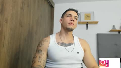Snapshot of axel_taylor21 chatting on 03-22-26, 04:38 INDEPENDENT MODEL online show from 03-22-26, 04:38