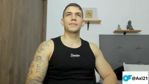 INDEPENDENT MODEL  online show from 07-31-26, 03:50