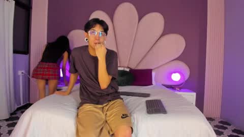 Axel and Renata online show from 05-27-26, 04:31