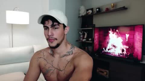 axelblack7 online show from 05-13-26, 07:50