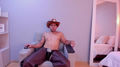 Axel online show from 01-11-26, 03:28