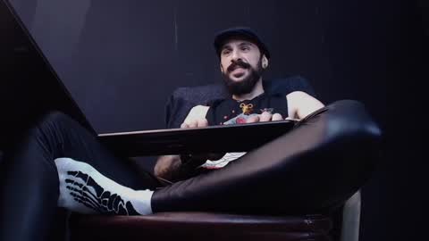 AxelColton online show from 01-29-25, 07:04