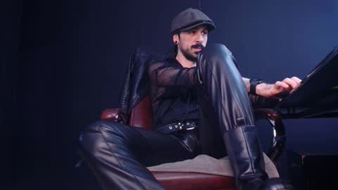 AxelColton online show from 10-24-25, 10:33