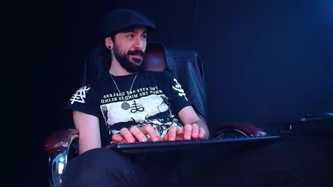 AxelColton online show from 11-27-25, 06:15