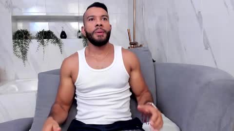 Snapshot of axelgowther_ chatting on 02-21-25, 11:22 Axel Gowther online show from 02-21-25, 11:22