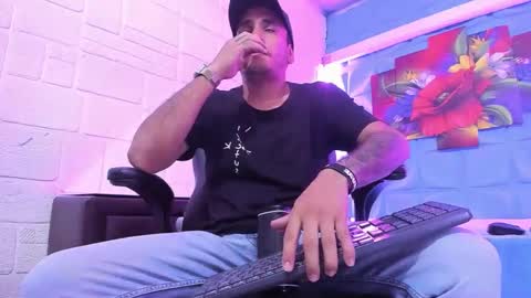 Axell Cross2 online show from 10-02-25, 12:39