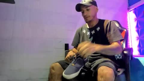 Axell Cross2 online show from 10-21-25, 11:33