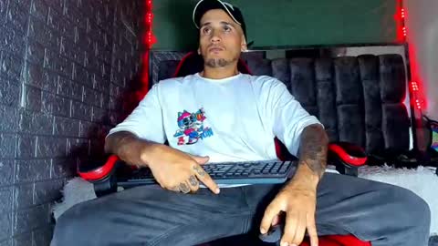 Axell Cross2 online show from 04-09-26, 02:00