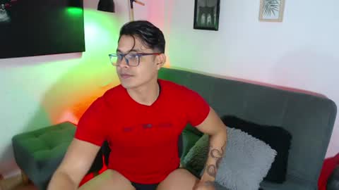 Snapshot of axell_dior chatting on 07-05-26, 02:51 axell online show from 07-05-26, 02:51
