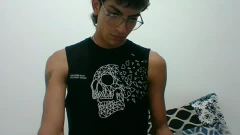Snapshot of axellatino_ chatting on 02-09-25, 04:36 Axel online show from 02-09-25, 04:36