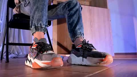 im your little femboy  ALEX   online show from 02-10-25, 09:04