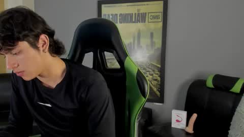 Snapshot of axelraven chatting on 01-14-25, 05:23 Axel Raven online show from 01-14-25, 05:23