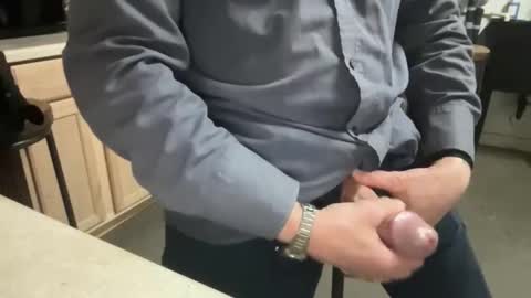 axiomatic777312640 online show from 04-27-26, 11:58