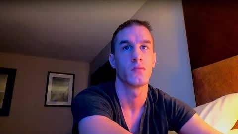 Axl online show from 03-03-25, 12:16