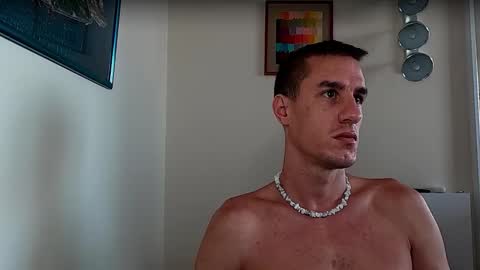 Axl online show from 10-06-25, 05:27