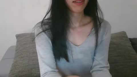 Snapshot of axuepetitt chatting on 02-07-26, 11:41 axue online show from 02-07-26, 11:41