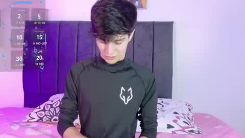 Axxxel  online show from 06-25-26, 02:33