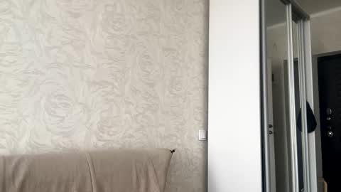 Snapshot of ayaderen chatting on 02-17-25, 05:58 im Aya welcome to my room online show from 02-17-25, 05:58
